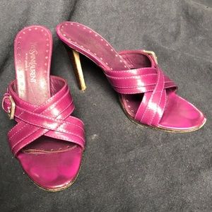💜 Vintage YSL buckled sandals 💜